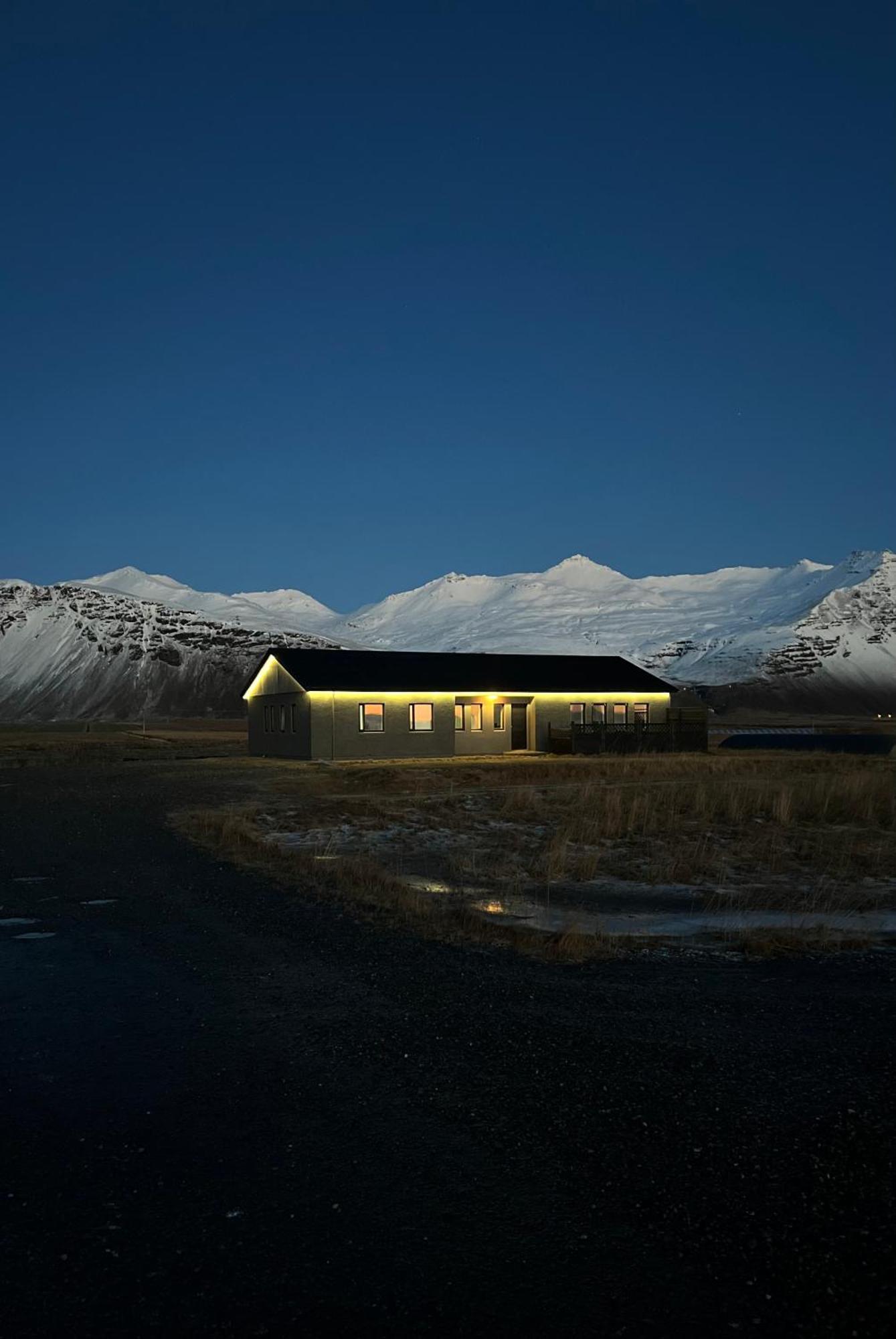 The Greyhouse "Small Apartment" Höfn Buitenkant foto